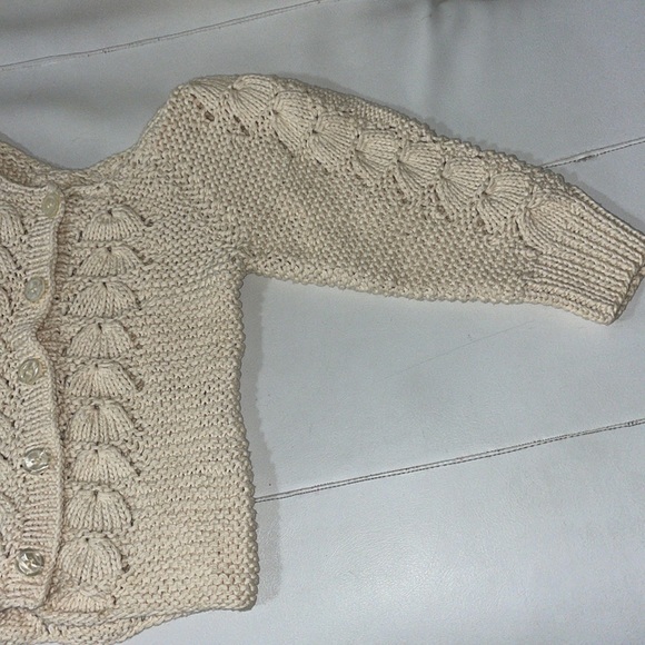 Falls vintage chunky knit cotton cream sweater - Picture 2 of 11